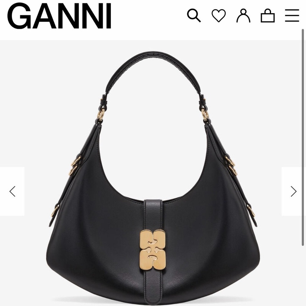 Elegant Black Leather Shoulder Bag